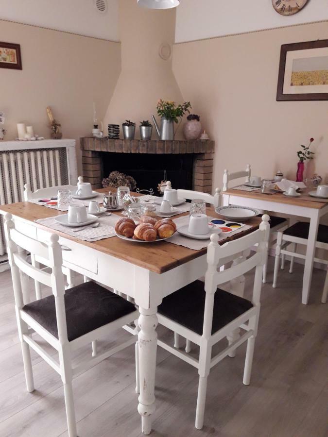 Bed and Breakfast CasaVittorio San Giovanni In Marignano Esterno foto